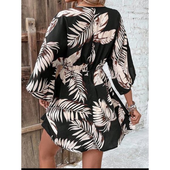 Wide sleeve button down cinched waist dress tropical leaf print tan navy blue - Picture 4 of 4